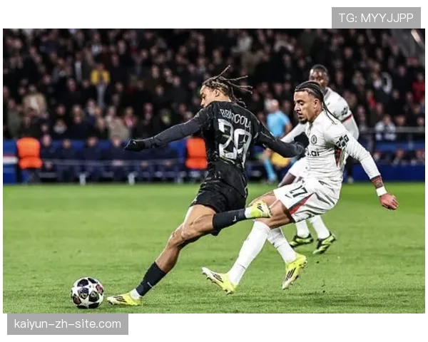 巴尔科拉14分钟闪击破门 巴黎边锋欧冠处子赛季表现亮眼